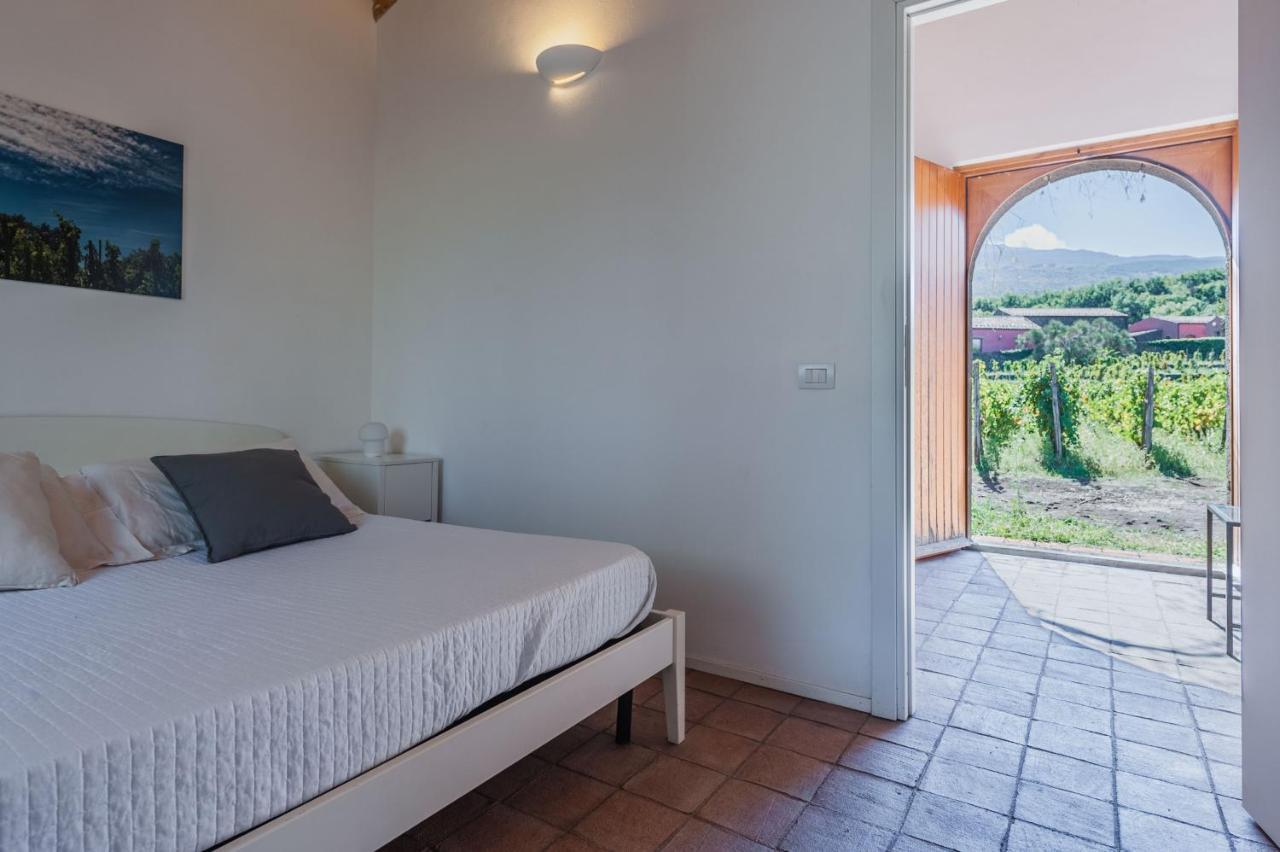 Terrazze Dell'Etna - Country Rooms And Apartments Рандаццо Екстер'єр фото
