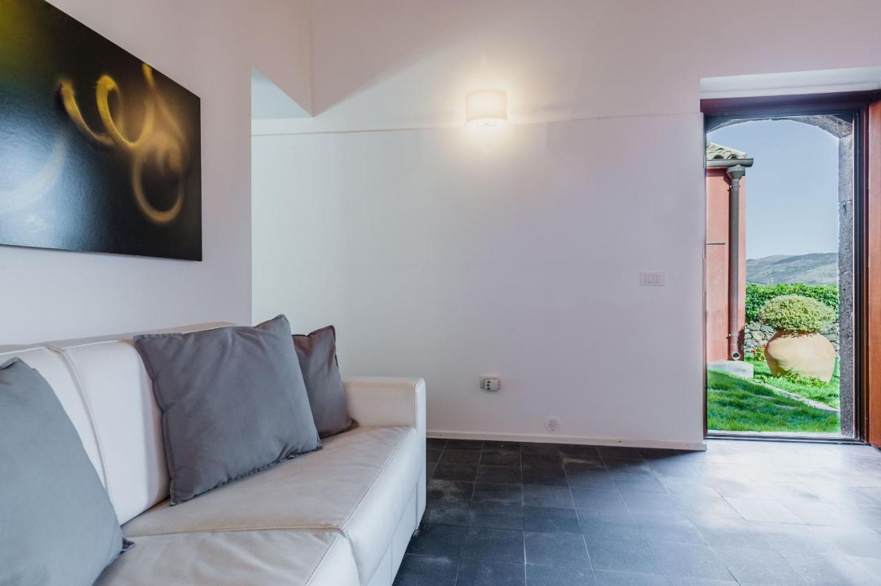 Terrazze Dell'Etna - Country Rooms And Apartments Рандаццо Екстер'єр фото