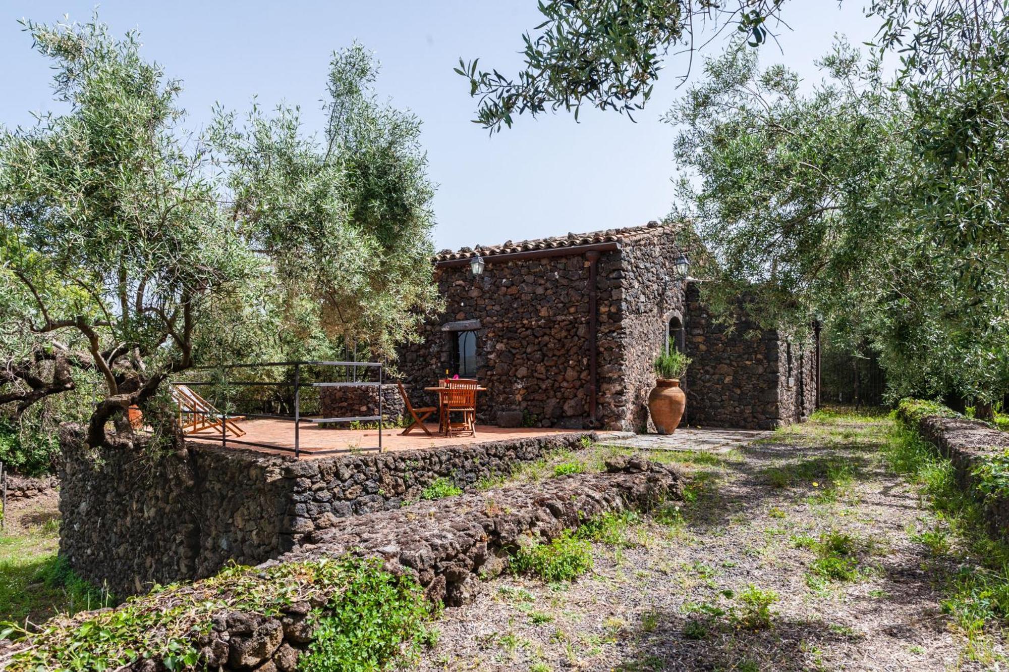 Terrazze Dell'Etna - Country Rooms And Apartments Рандаццо Екстер'єр фото